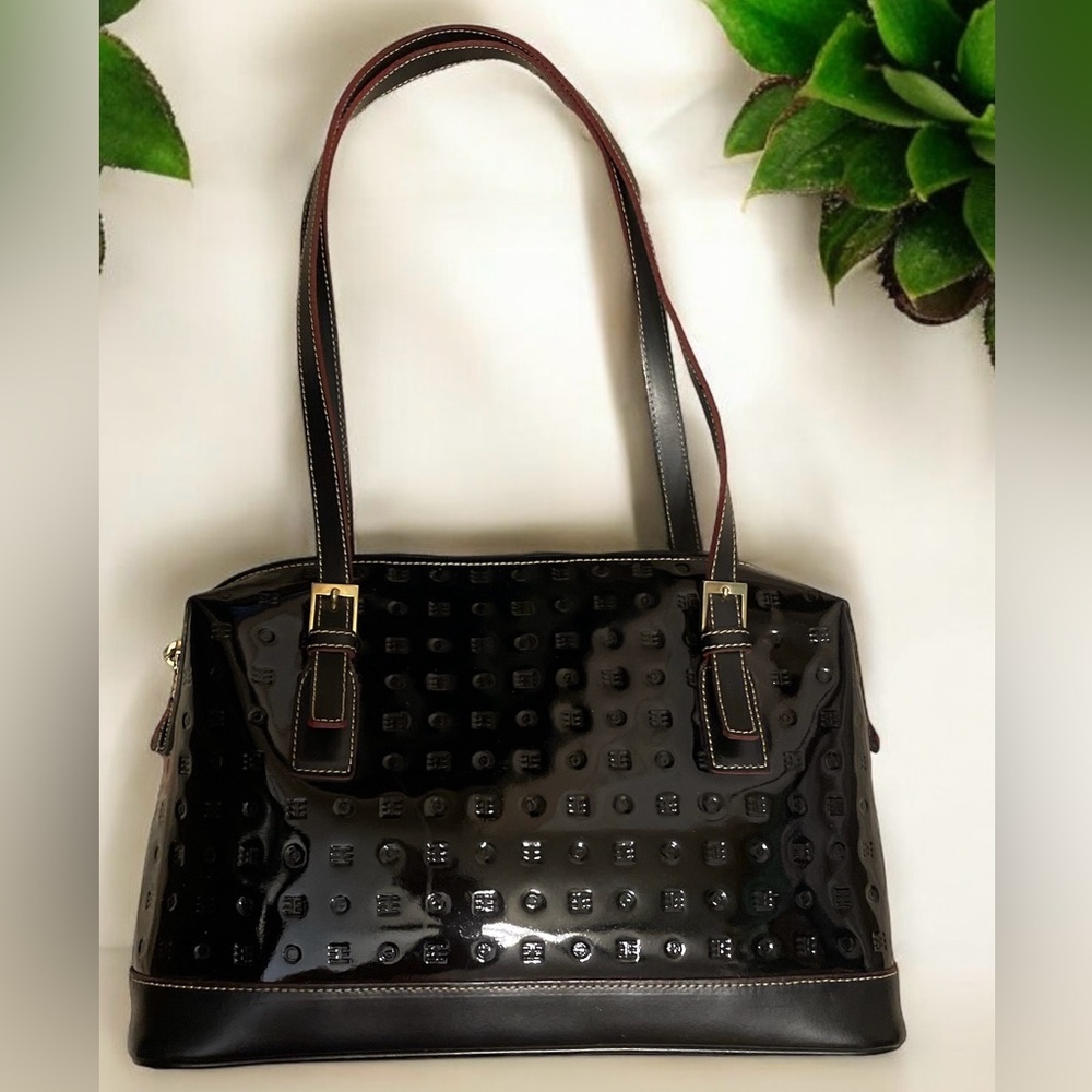 Arcadia Vintage Black Patent Shoulder Bag